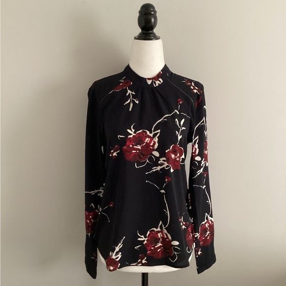 NWT Only ‘Mallory’ Long Sleeved Floral Print Blouse, Size 2 - Picture 2 of 10